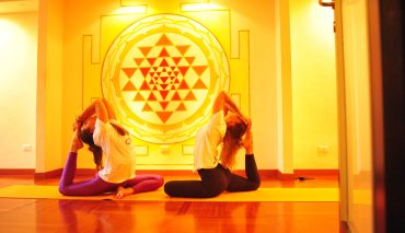 Teacher Training 2026 – Hatha Raja e Vinyasa Yoga